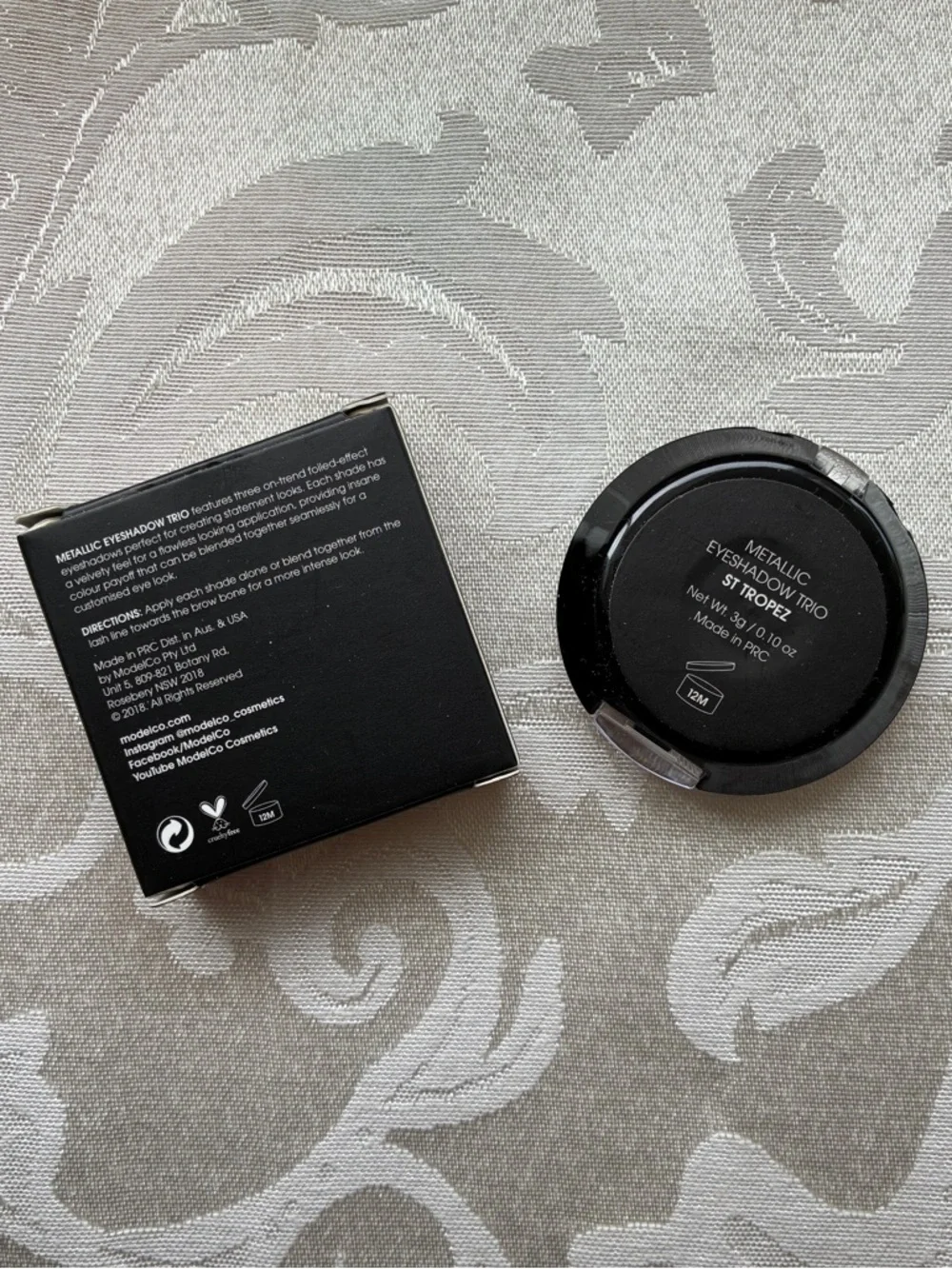 NIB ModelCo Metallic Eyeshadow Trio in St Tropez Full Size